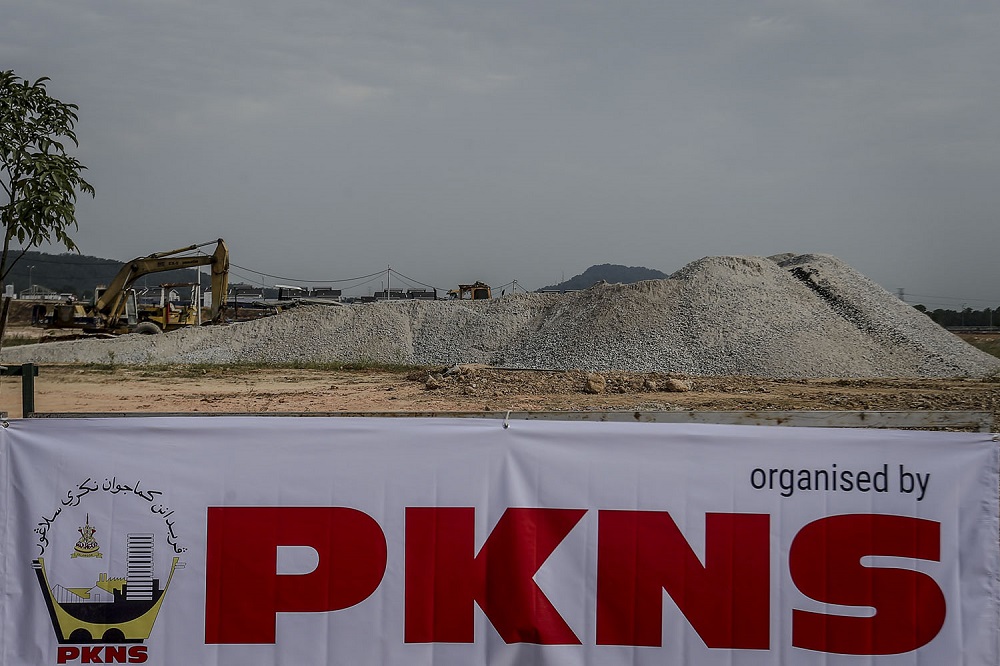 A view of one of PKNSu00e2u20acu2122 housing development in Bernam Jaya July 21, 2018. u00e2u20acu201d Picture by Hari Anggara