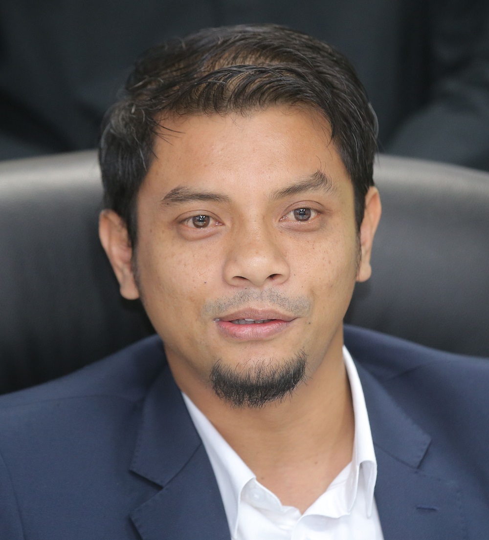 Perak FA (Pafa) president Hasnul Zulkarnain Abdul Munaim speaks during a press conference at the Pafa headquarters in Ipoh July 25, 2018. u00e2u20acu201d Picture by Marcus Pheong