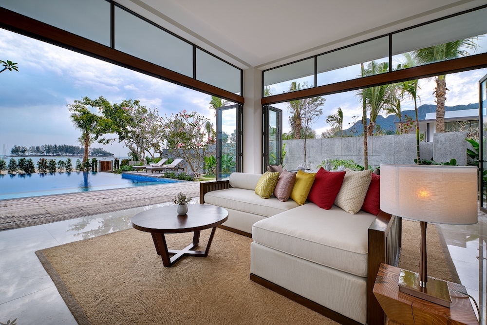 Now this is what modern tropical living is all about.