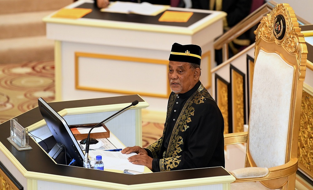 Bekas Pengerusi PKR Melaka Omar Jaafar menggantikan Datuk Othman Muhamad yang bersara sebagai Speaker DUN Melaka. u00e2u20acu201d Foto Bernama 