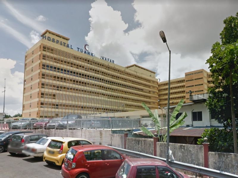 Hospital Tuanku Jau00e2u20acu2122afar  mengesahkan bayi lelaki berusia sebulan yang dipercayai tersedak susu sudah meninggal dunia.  u00e2u20acu201d Paparan skrin Google