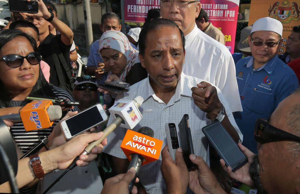 Human Resource Minister M.Kulasegaran speaks to reporters July 15, 2018. u00e2u20acu201d Picture by Marcus Pheong