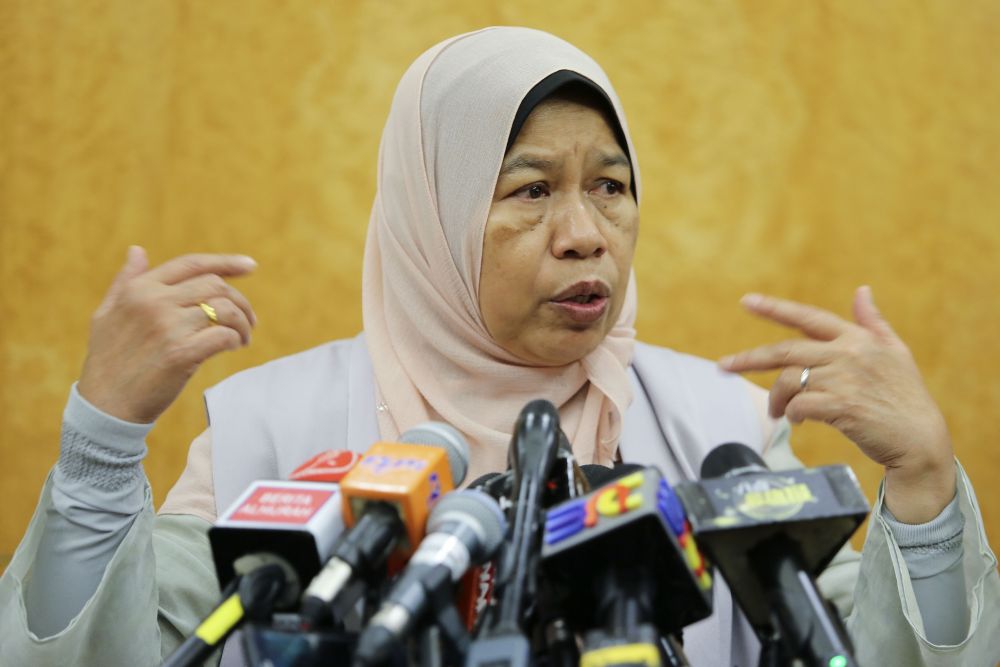 Housing and Local Government Minister Zuraida Kamaruddin speaks during a press conference at Parliament in Kuala Lumpur July 31, 2018. u00e2u20acu2022 Picture by Yusof Mat Isa