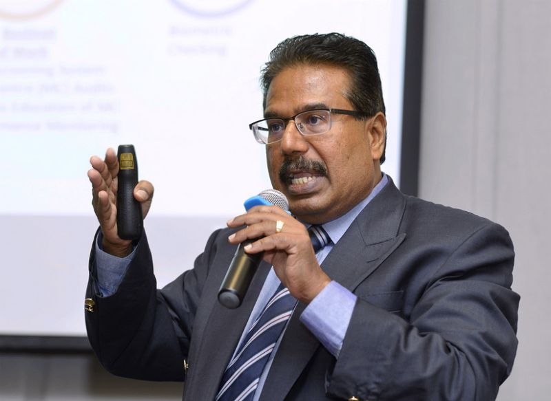 Bestinet director Datuk R. Ratnakrishnan speaks during a press conference July 31, 2018. u00e2u20acu2022 Picture by Ham Abu Bakar