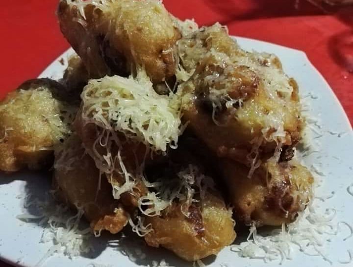 The finished dish for durian and cheese lovers.