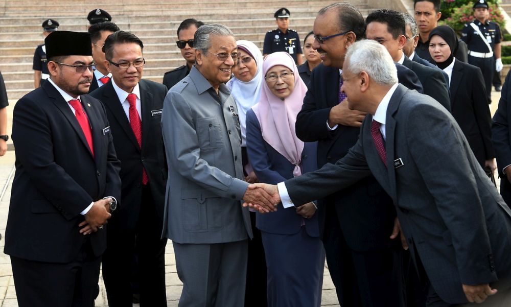 Mahathir (centre) said Malaysia must now be more cautious in its decision-making. u00e2u20acu201d Bernama pic