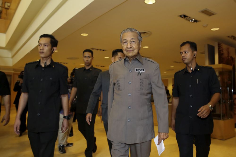 Prime Minister Tun Dr Mahathir Mohamad is seen leaving the Perdana Leadership Foundation in Putrajaya July 6, 2018u00e2u20acu201d Picture by Yusof Mat Isa