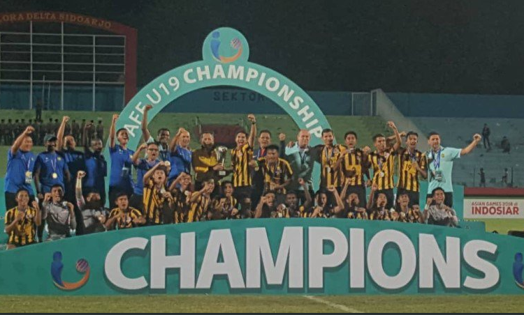 The young national squad, under the coach of Bojan Hodak, brought glory to Malaysia by beating Myanmar 4-3. u00e2u20acu201d Picture via Twitter/@AFFPresse