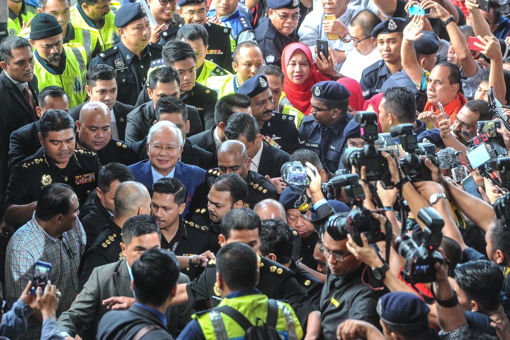 Datuk Seri Najib Razak arrives at the Kuala Lumpur High Court, July 4, 2018.  u00e2u20acu2022 Picture by Shafwan Zaidon