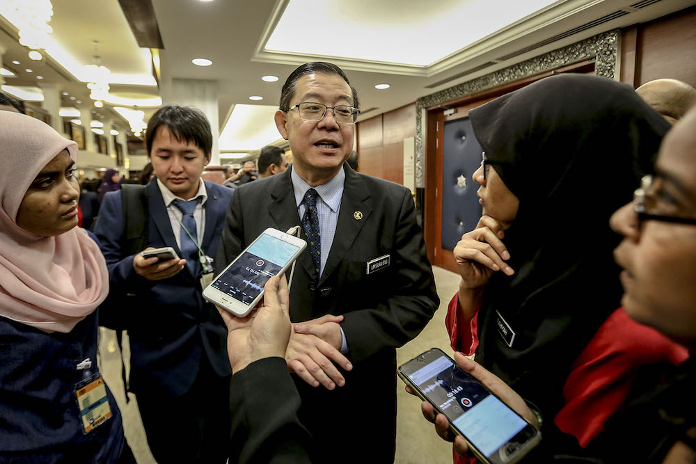 Finance Minister Lim Guan Eng speaks to the press outside Dewan Rakyat, August 7, 2018. u00e2u20acu201d Picture by Hari Anggara