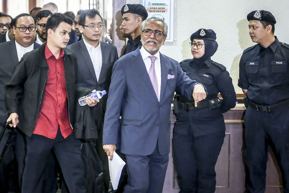 Datuk Seri Najib Razaku00e2u20acu2122s lawyer Tan Sri Muhammad Shafee Abdullah at the Kuala Lumpur High Court, August 8, 2018. u00e2u20acu201d Picture by Hari Anggara