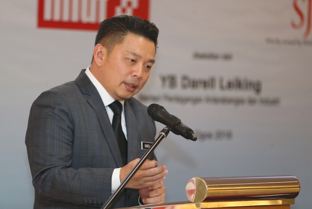 International Trade and Industry Minister Darell Leiking gives a speech in Kuala Lumpur August 2, 2018. u00e2u20acu201d Picture by Razak Ghazali