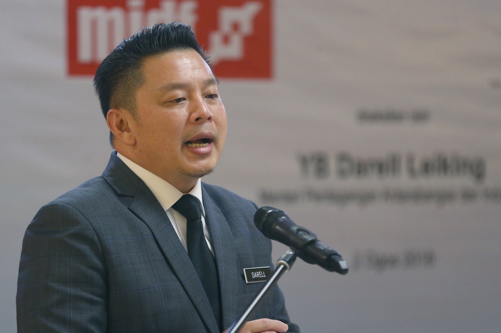 International Trade and Industry Minister Darell Leiking gives a speech in Kuala Lumpur August 2, 2018. u00e2u20acu201d Picture by Razak Ghazali