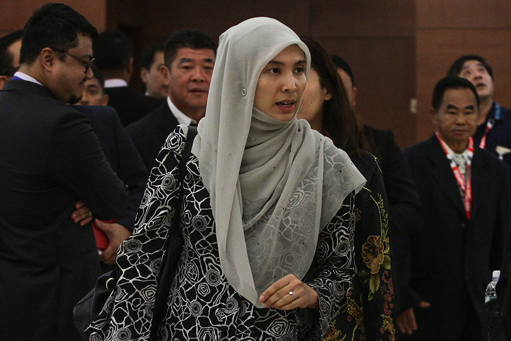 Permatang Pauh MP Nurul Izzah Anwar at the Parliament lobby in Kuala Lumpur August 6, 2018. u00e2u20acu201d Picture by Miera Zulyana