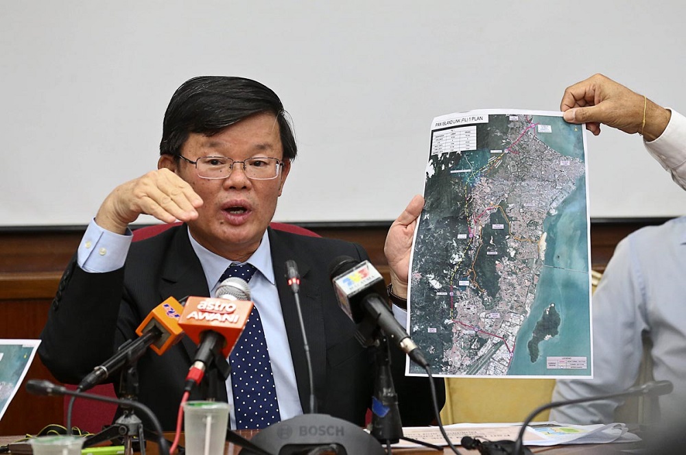 Penang Chief Minister Chow Kon Yeow during a press conference on the Pan Island Link 1 highway at the State Assembly building in George Town August 7, 2018. u00e2u20acu201dPicture by Sayuti Zainudinnn