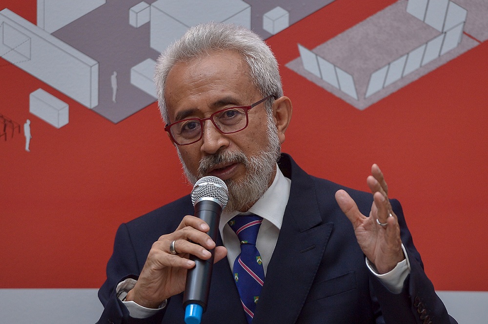 Housing and Local Government Deputy Minister Datuk Raja Kamarul Bahrin Shah speaks during the launch of the u00e2u20acu02dcMY.HSE: The Malaysian Future Housing Case Studiesu00e2u20acu2122 event in Kuala Lumpur August 13, 2018. u00e2u20acu201d Mukhriz Hazim