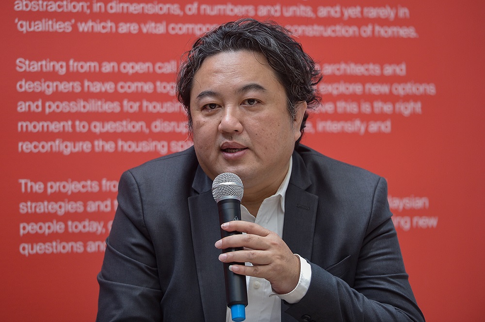 Director of KL Architecture Festival Ang Chee Cheong speaks during the launch of the u00e2u20acu02dcMY.HSE: The Malaysian Future Housing Case Studiesu00e2u20acu2122 event in Kuala Lumpur August 13, 2018. u00e2u20acu201d Mukhriz Hazim