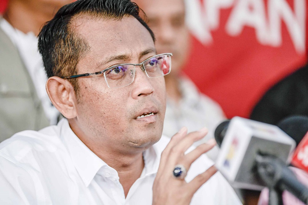 Pakatan Harapanu00e2u20acu2122s Seri Setia candidate Halimey Abu Bakar at a press conference in Kelana Jaya August 23, 2018. u00e2u20acu201d Picture by Firdaus Latif