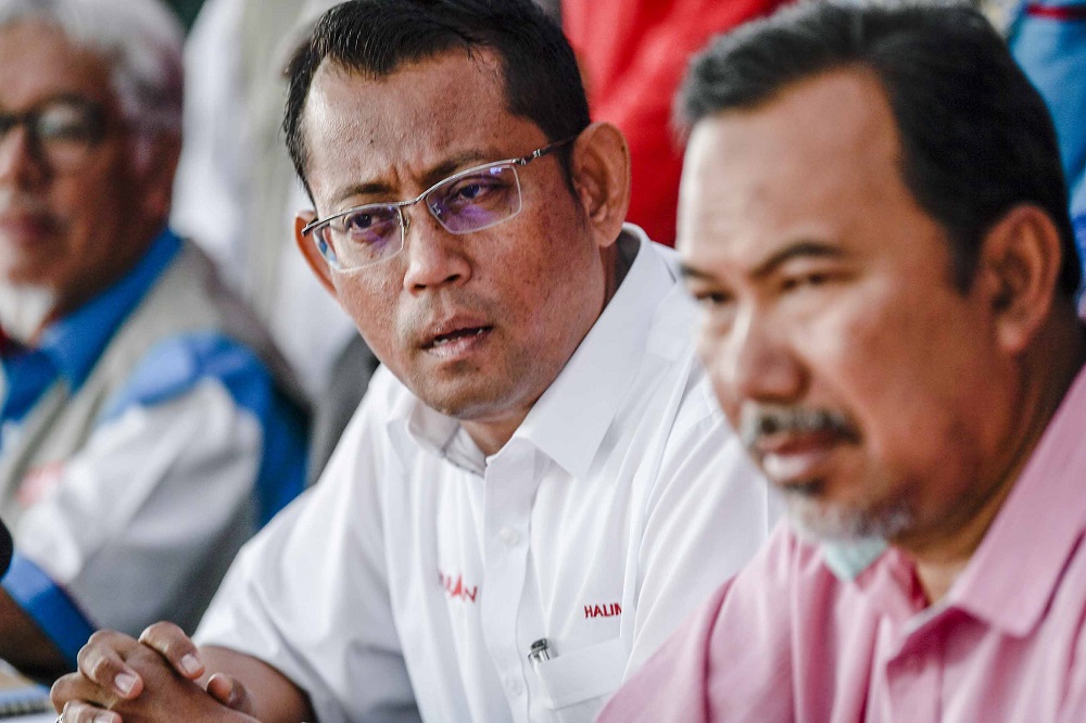 Pakatan Harapanu00e2u20acu2122s Seri Setia candidate Halimey Abu Bakar at a press conference in Kelana Jaya August 23, 2018. u00e2u20acu201d Picture by Firdaus Latif