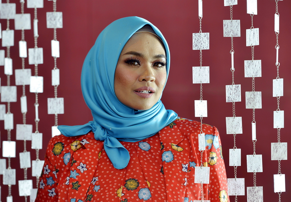 Liza will perform with the MPO next month for its u00e2u20acu02dcSemalam Di Malayau00e2u20acu2122 concert. u00e2u20acu201d Picture by Ham Abu Bakar