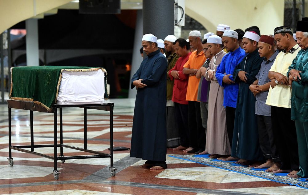 Prayers are offered for the late TV personality Datuk Mahadzir Lokman at the Kota Kinabalu State Mosque before his body is flown to Kuala Lumpur, Aug 3, 2018. u00e2u20acu201d Bernama pic