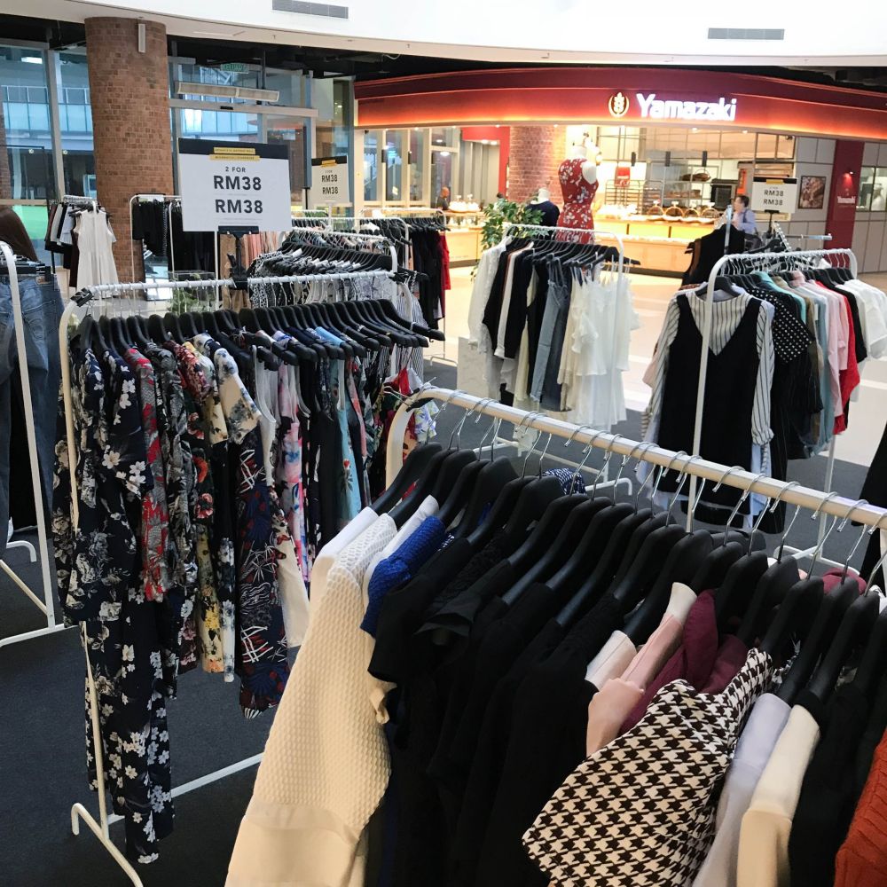 Refash's recent pop-up store at KL Gateway Mall. — Picture via Facebook/Refashmy