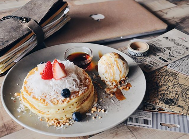 Nothing beats a good old dessert. u00e2u20acu201d Image from Instagram (@yellowbrickroadcafe)