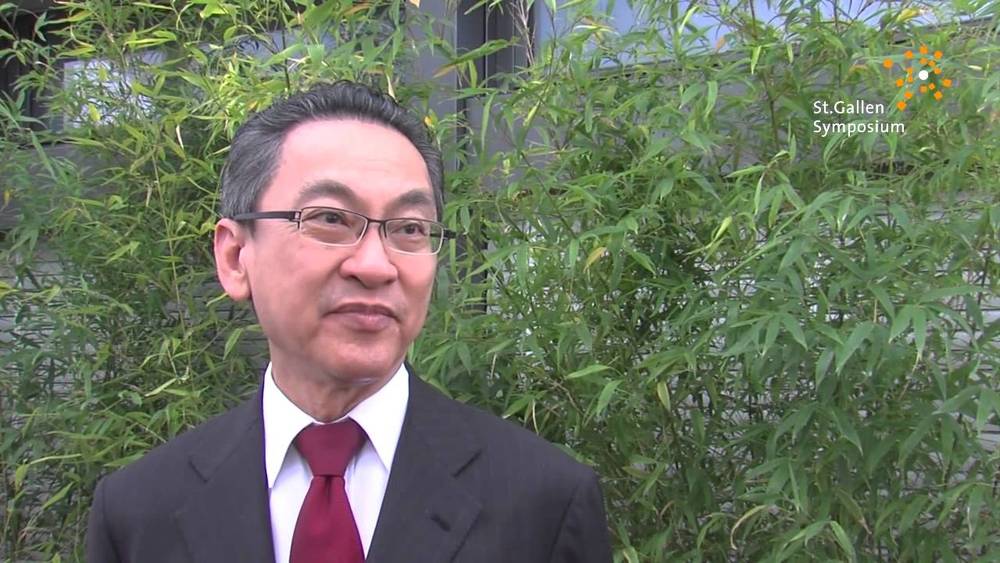 YouTube image of Koh Boon Hwee.