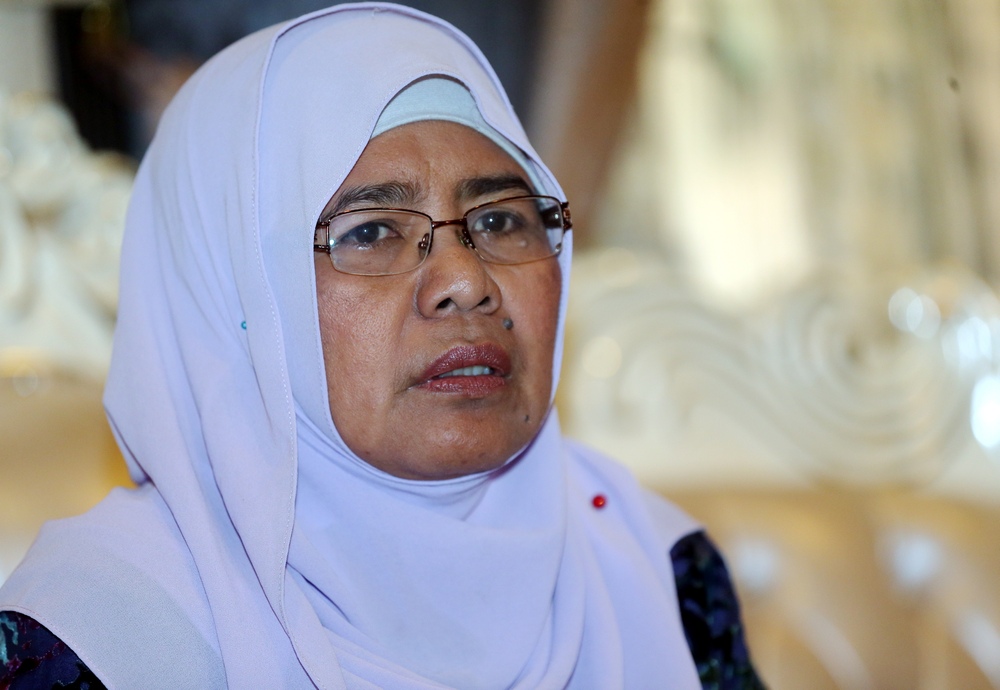 Former Parti Pribumi Bersatu Malaysia (PPBM) vice-president Datuk Hamidah Osman at a press conference held at her Batu Gajah home August 20, 2018. u00e2u20acu201d Picture by Farhan Najib