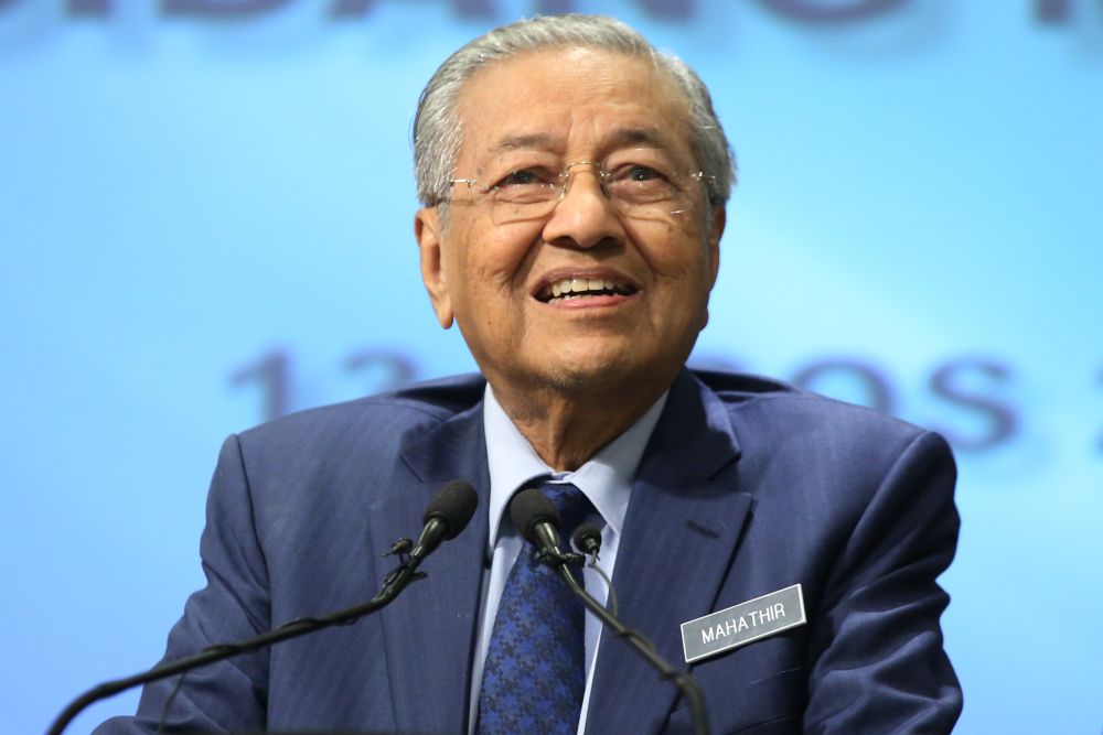 Prime Minister Tun Mahathir speaks after a special Cabinet meeting with the MACC at Putrajaya August 13, 2018. u00e2u20acu201d Picture by Azinuddin Ghazali