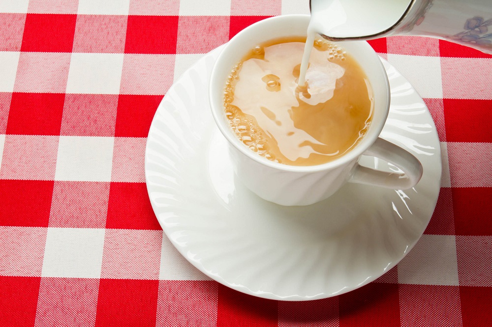 Should milk go in a cup of tea first or last? u00e2u20acu201d AFP pic