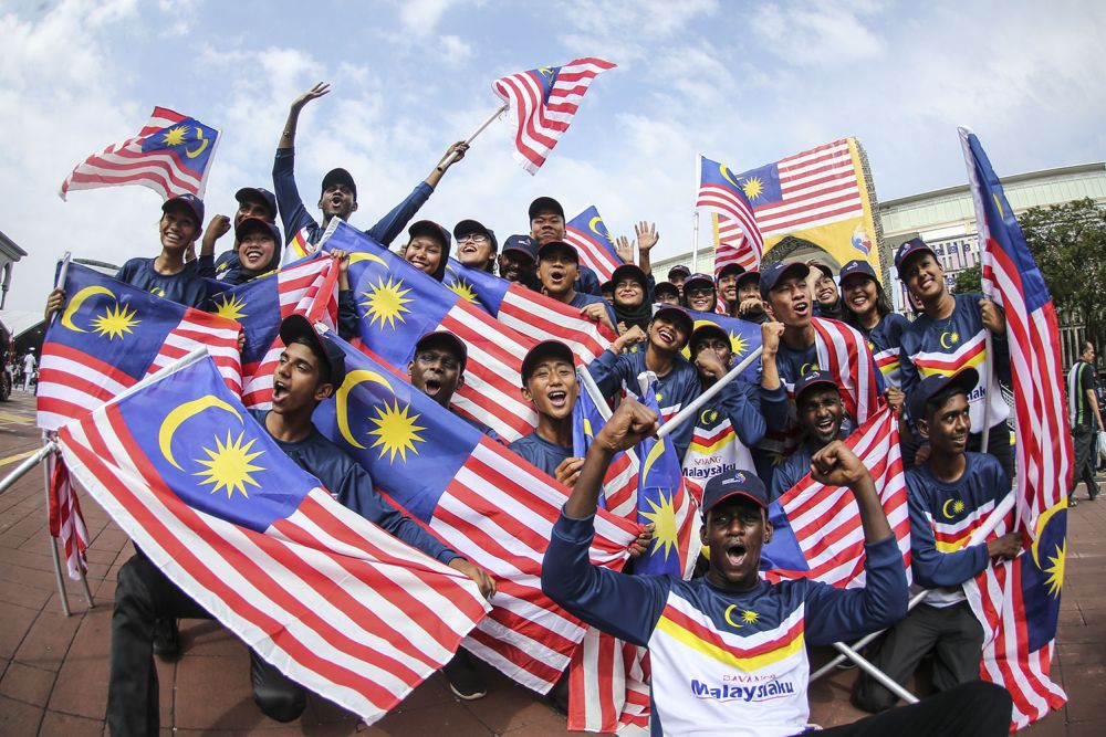 The crowd at the 61st National Day celebration at Dataran Putra in Putrajaya August 31, 2018. u00e2u20acu2022 Picture by Hari Anggara