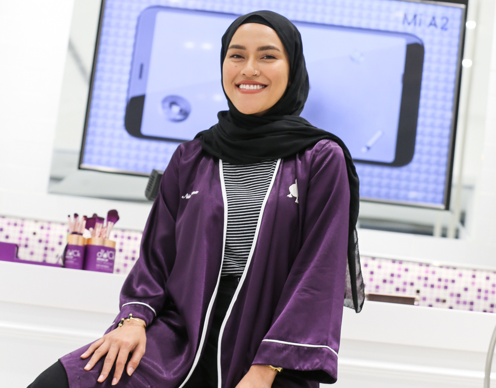 Self-taught influencer Noriana, who is Yunau00e2u20acu2122s makeup artist, is known for her natural makeup looks. u00e2u20acu201d Pictures by Ahmad Zamzahuri