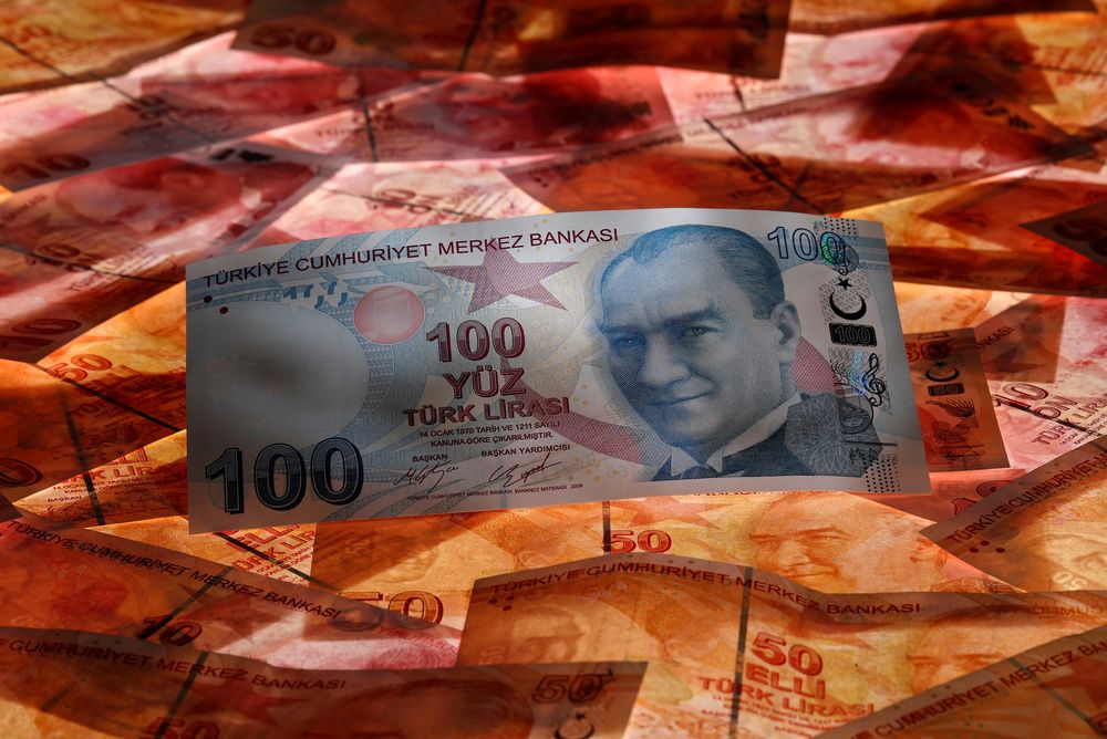 A 100 Turkish lira banknote is seen on top of 50 Turkish lira banknotes in this picture illustration in Istanbul, Turkey August 14, 2018. u00e2u20acu201d Reuters pic