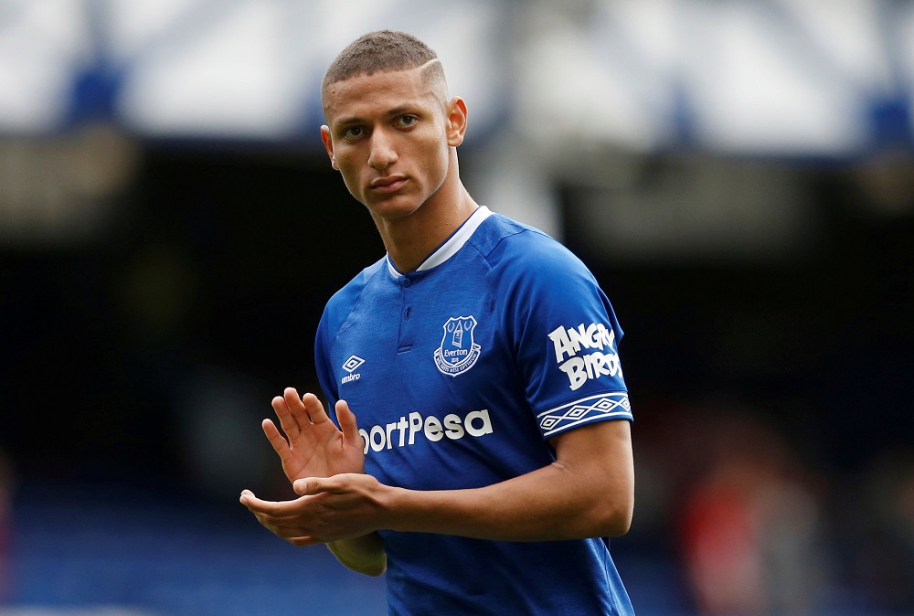 Evertonu00e2u20acu2122s Richarlison applauds the fans at the end of the match against Southampton at Goodison Park in Liverpool August 18, 2018. u00e2u20acu201d Picture by Action Images via Reuters