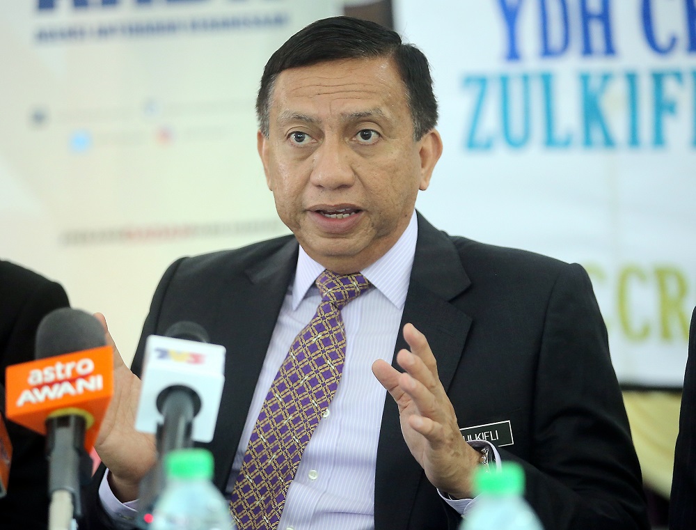 National Anti-Drugs Agency director-general Datuk Seri Zulkifli Abdullah at a press conference after visiting the Perlop Cure and Care Rehabilitation Centre in Sungai Siput September 5, 2018. u00e2u20acu201d Picture by Farhan Najib