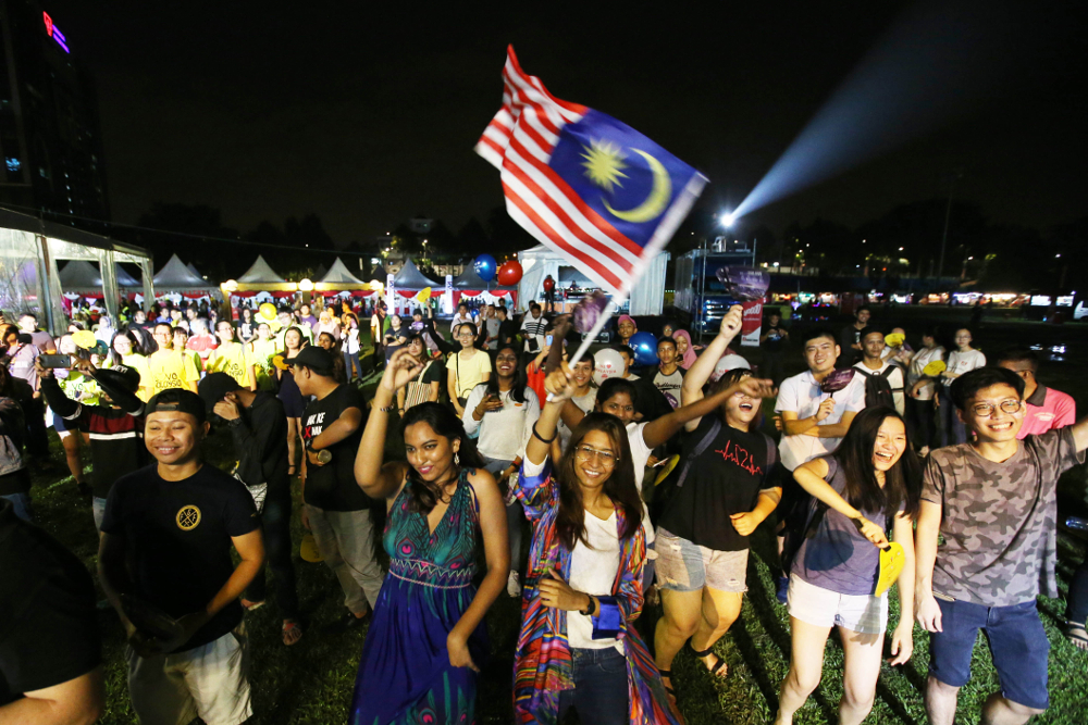 People come together to celebrate Pesta Harapan Malaysia 2018 in Petaling Jaya September 15, 2018. u00e2u20acu201d Picture by Azinuddin Ghazali