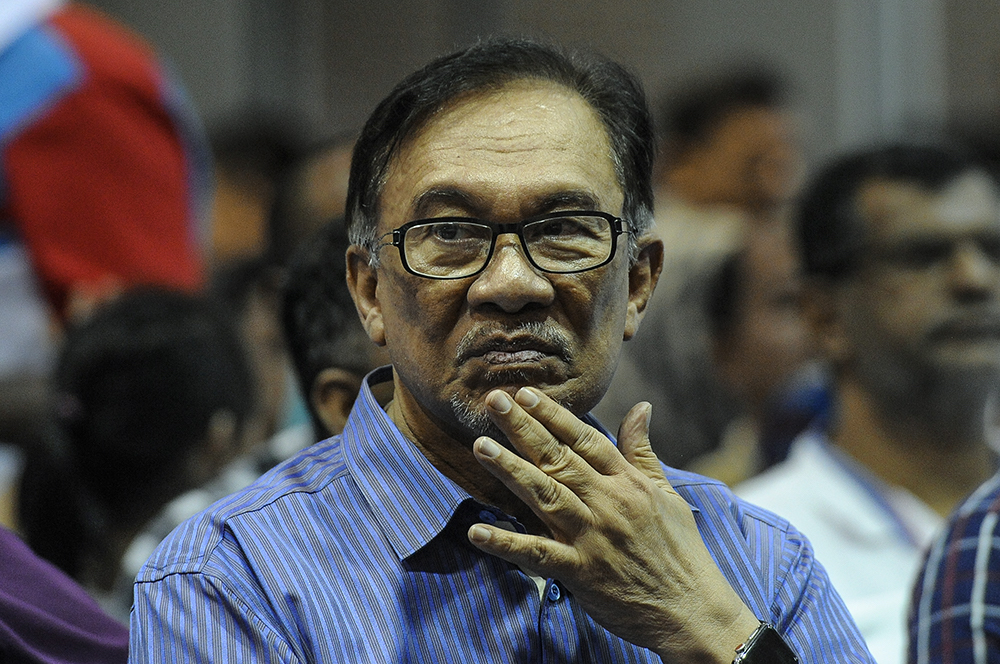Datuk Seri Anwar Ibrahim attends u00e2u20acu02dcJelajah Bersama Warga Wilayah Persekutuanu00e2u20acu2122 in Kuala Lumpur September 16, 2018. u00e2u20acu201d Picture by Miera Zulyana