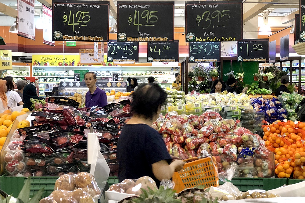 Employees at Giant's VivoCity store will be redeployed to other Giant stores or those under parent company Dairy Farm, such as Cold Storage, Guardian and 7-Eleven. 