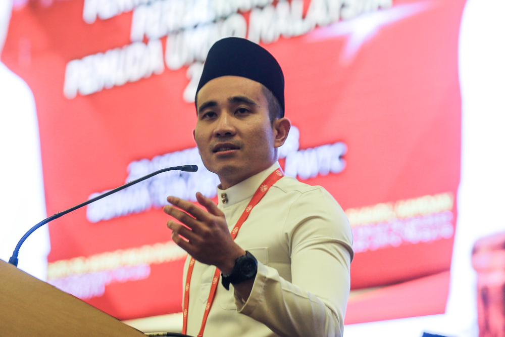 Umno Youth vice chief Shahril Hamdan gives his speech during the Umno General Assembly in PWTC, Kuala Lumpur September 29, 2018. u00e2u20acu201d Picture by Hari Anggara 