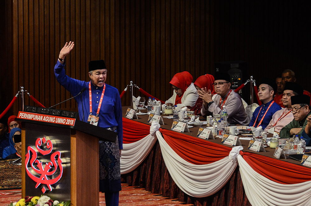 Umno president Datuk Seri Ahmad Zahid Hamidi delivers his speech during the partyu00e2u20acu2122s annual general assembly at PWTC in Kuala Lumpur September 30, 2018. u00e2u20acu201d Picture by Miera Zulyana