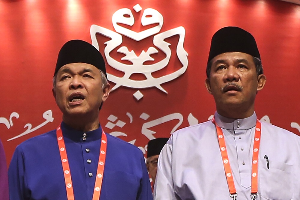 Umno president Datuk Seri Ahmad Zahid Hamidi (left) and Umno deputy president Datuk Seri Mohamad Hasan during the party's general assembly at PWTC in Kuala Lumpur September 30, 2018. u00e2u20acu201d Picture by Azneal Ishak