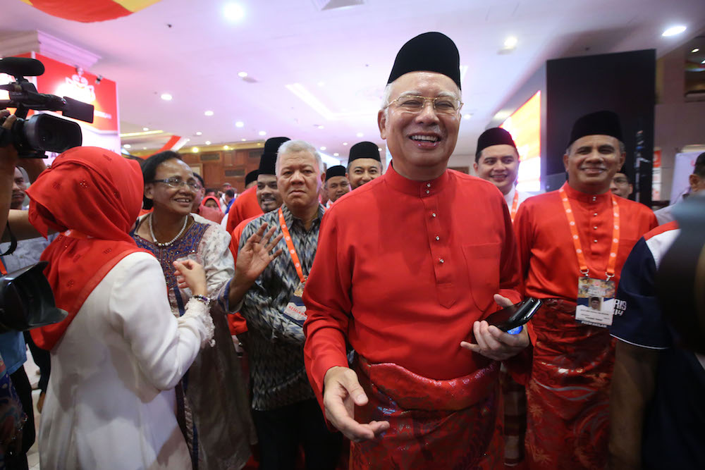 Former prime minister Datuk Seri Najib Razak talking attends the Umno General Assembly at Putra World Trade Centre in Kuala Lumpur, September 29, 2018 u00e2u20acu201d  Picture by Azinuddin Ghazalin