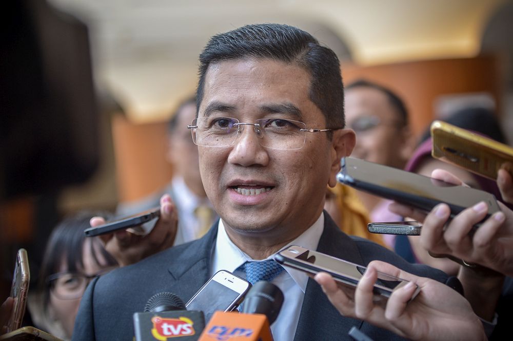 Economic Affairs Minister and Bukit Antrabangsa assemblyman Datuk Seri Azmin Ali speaks to the media during the 14th Selangor State Assembly session in Shah Alam, September 4, 2018. u00e2u20acu201d Picture by Mukhriz Hazim