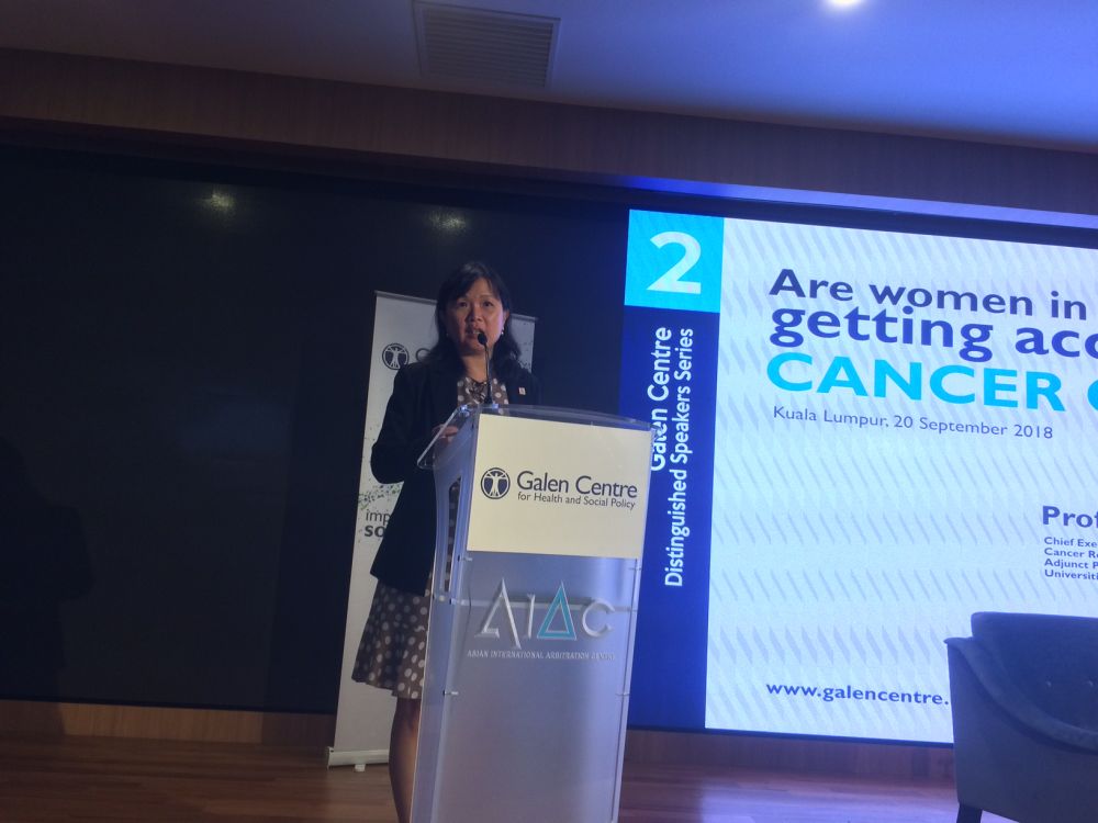 Cancer Research Malaysia CEO Professor Teo Soo-Hwang speaks at a talk on breast cancer organised by the Galen Centre for Health and Social Policy on September 20, 2018. u00e2u20acu201d Picture by Boo Su-Lyn