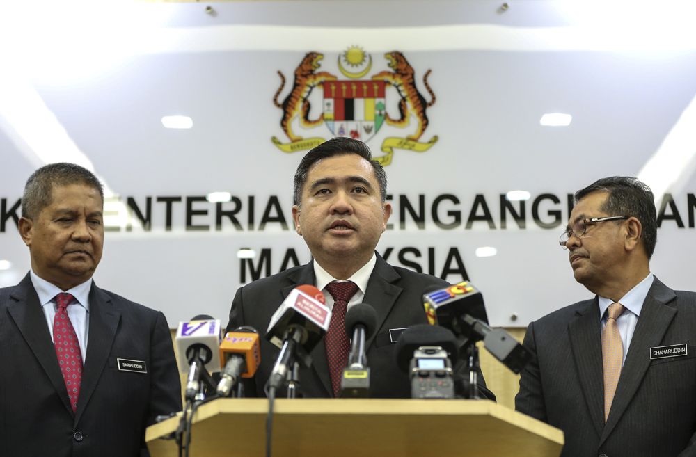 Anthony Loke speaks during a press conference at the Ministry Of Transport in Putrajaya September 19, 2018. u00e2u20acu201d Picture by Azneal Ishak