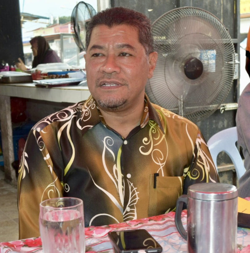 Dzulkefly Ahmad said the state government wants to have village chiefs who are qualified and can perform their duties. u00e2u20acu201d Picture courtesy of Dzulkefly Ahmad