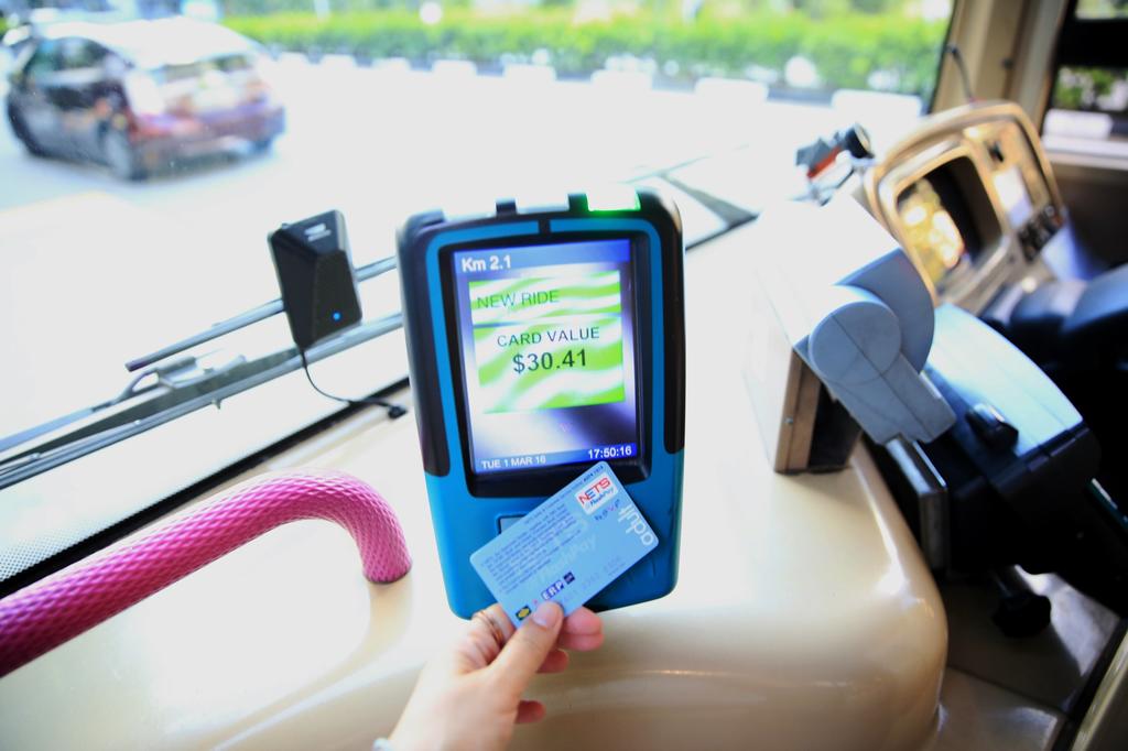 Faizal then bought 40 ez-link cards, which he topped up online using his laptop and a card reader. u00e2u20acu201d TODAY pic