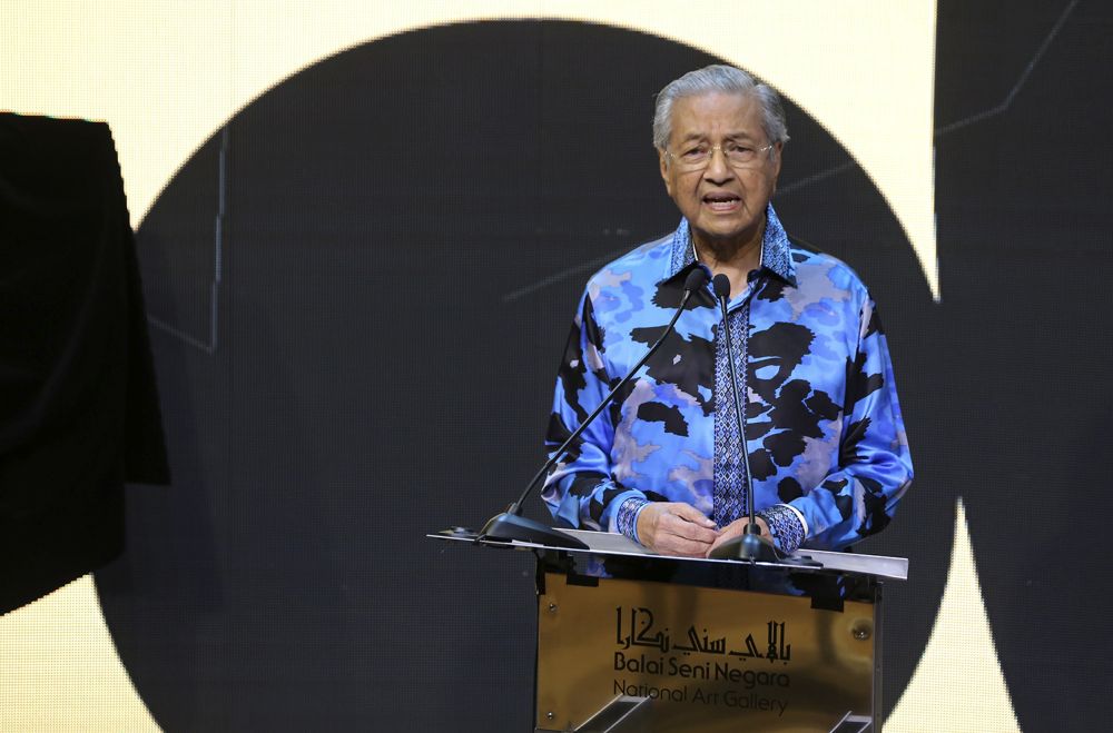 Prime Minister Tun Dr Mahathir Mohamad speaks during the National Art Galleryu00e2u20acu2122s 60th anniversary in Kuala Lumpur September 4, 2018. u00e2u20acu201d Picture by Azneal Ishaknn