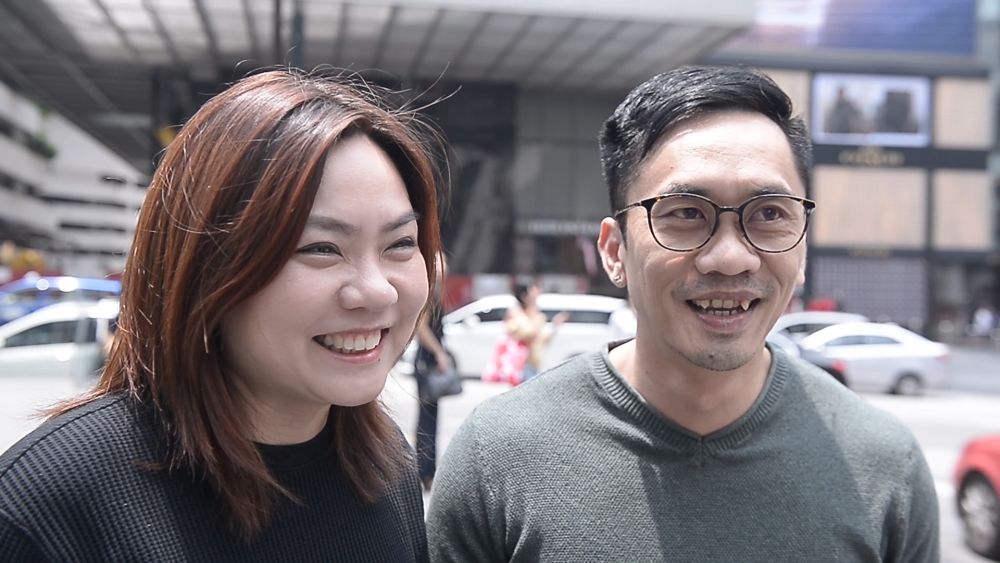 Two people who participated in a random survey in Kuala Lumpur last weekend on how well peninsular Malaysians know about Sabah and Sarawak.